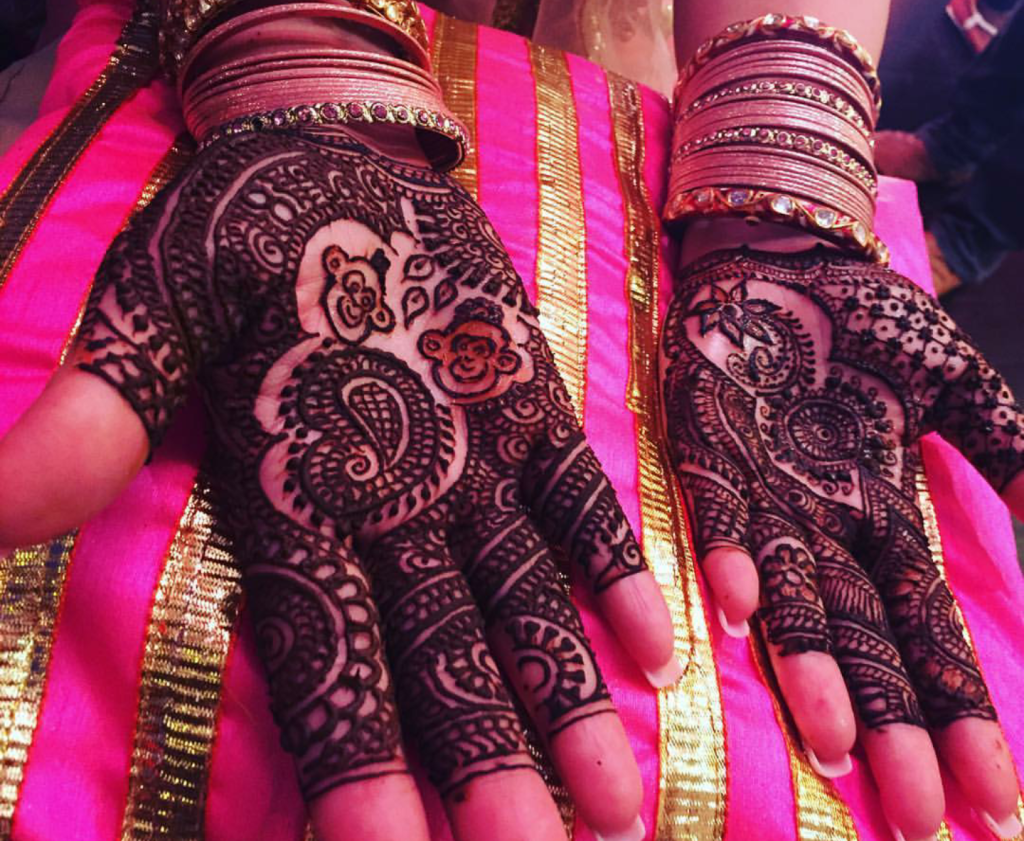 Close up of Bipasha's mehendi